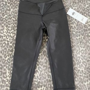 BRAND NEW ALO LEGGINGS